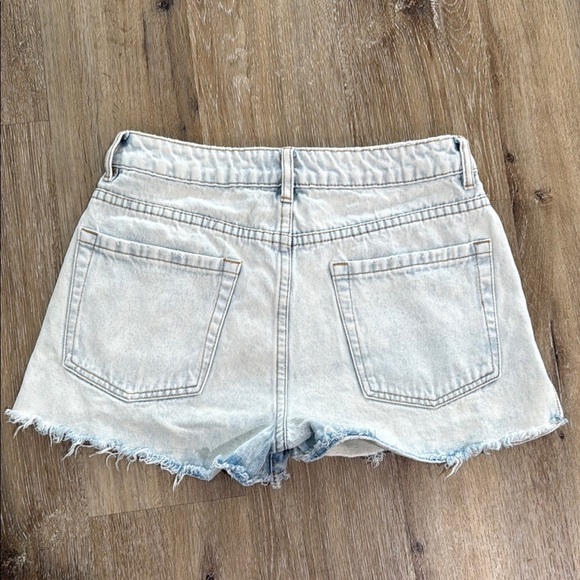 Amuse Society Blue Jean Shorts High-Waisted Frayed Hem - Picture 5 of 9